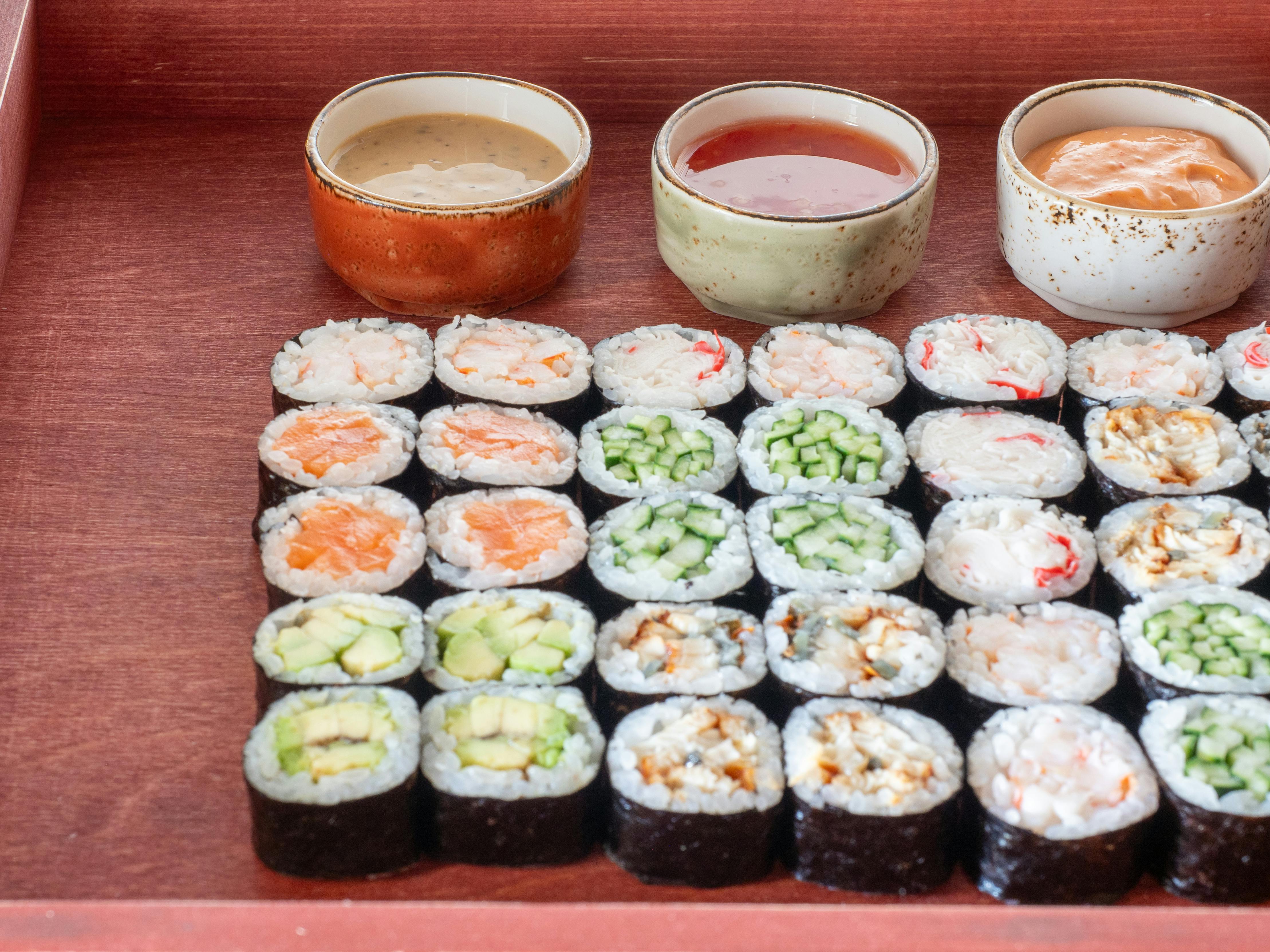 Sushi photo from Pexels, image 17584799