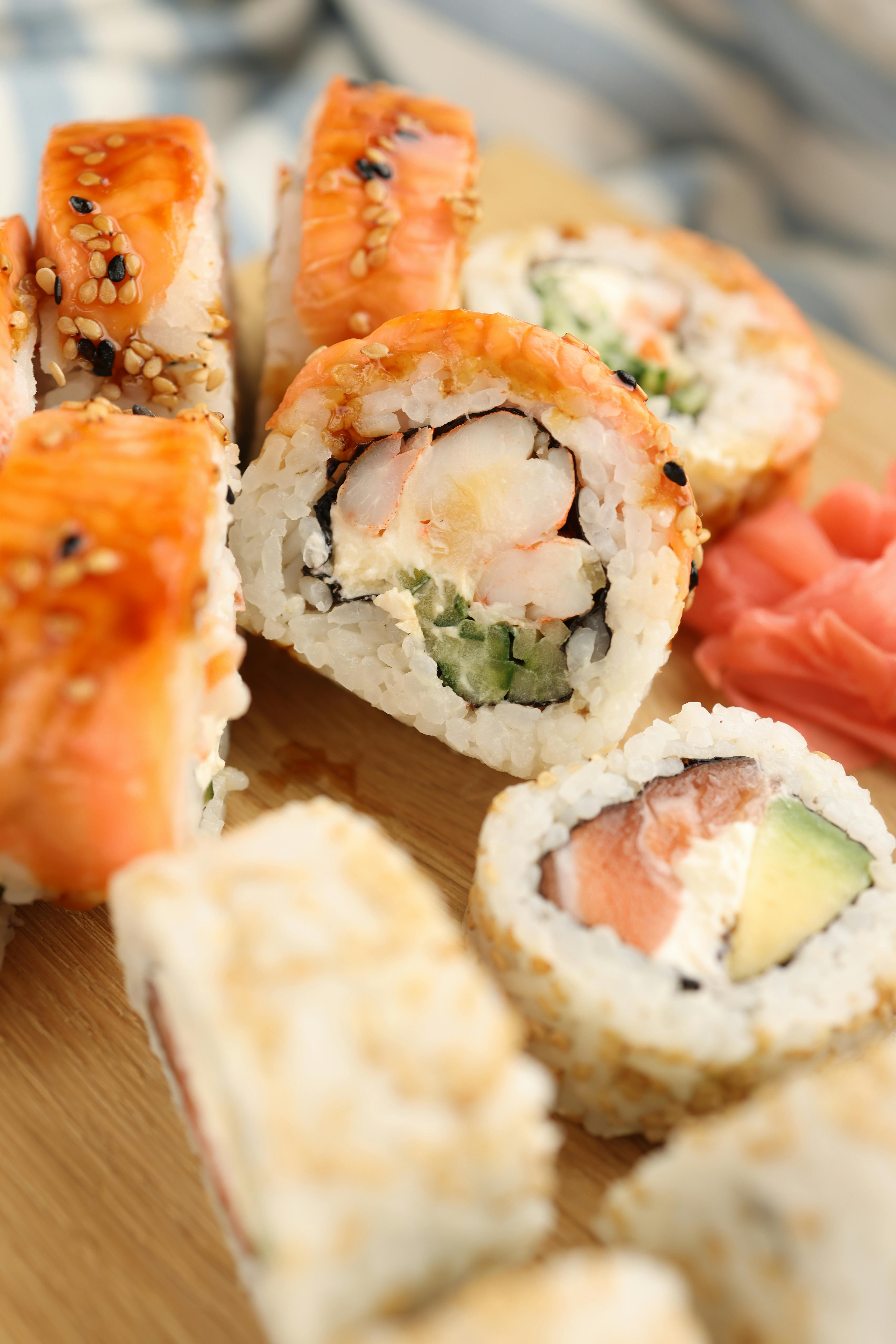 Sushi photo from Pexels, image 17894259